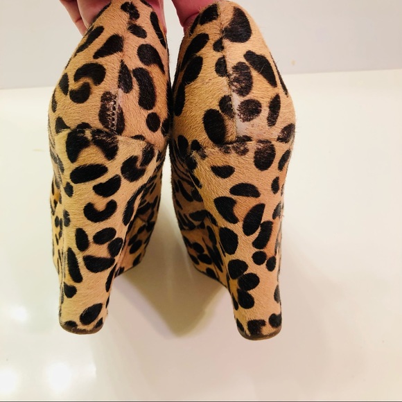 Steve Madden Pammyy L Leopard Platform Wedge - Picture 7 of 8